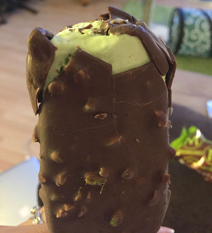 Pistachio Magnum